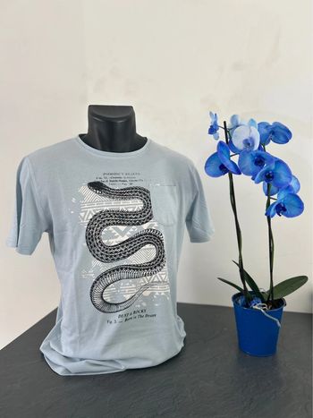 T-shirt ~ Gémo ~ 16 ans