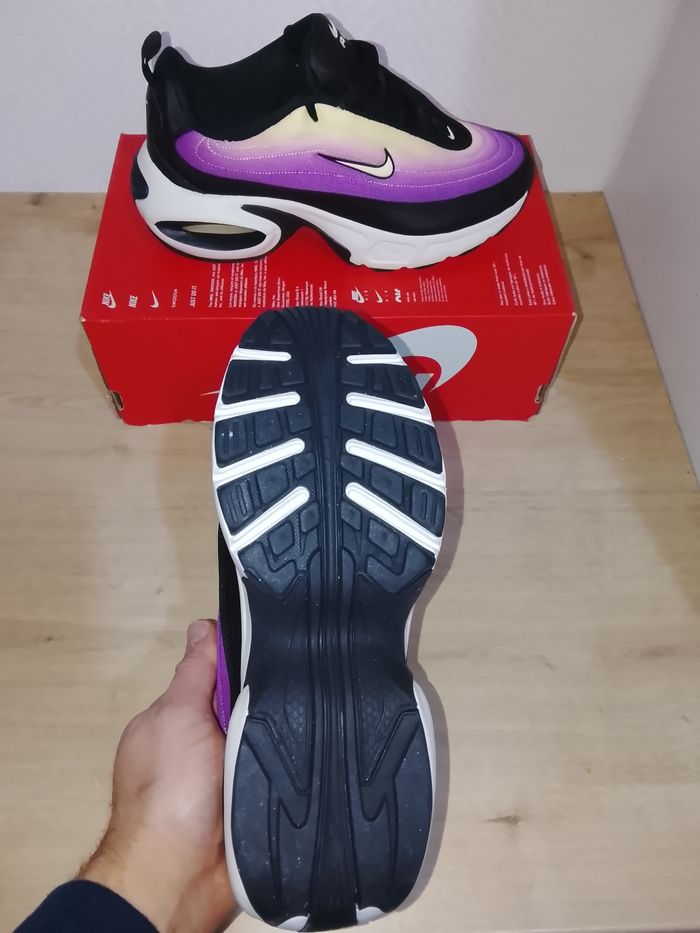 Nike air portal  taille 38 - photo numéro 4