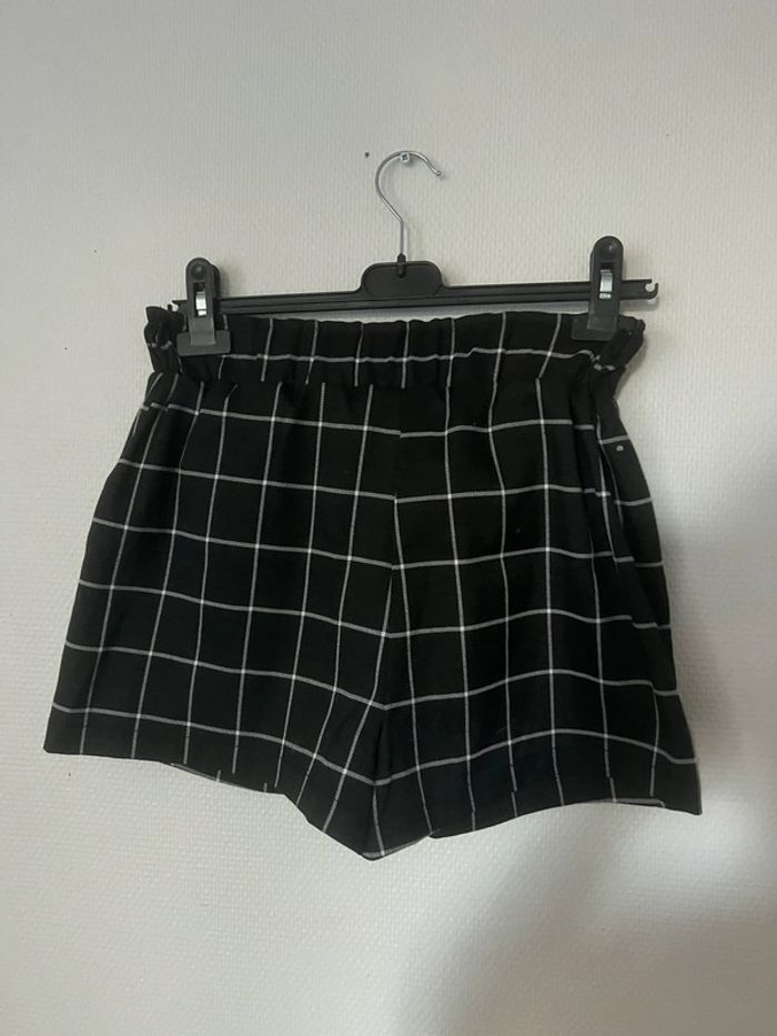 Short à carreaux noir - photo numéro 3