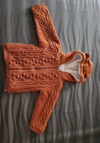 Veste d'hiver épaisse avec capuche trés chaud 36 mois de la marque cadet rouselle