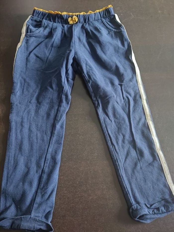 Pantalon style jogging