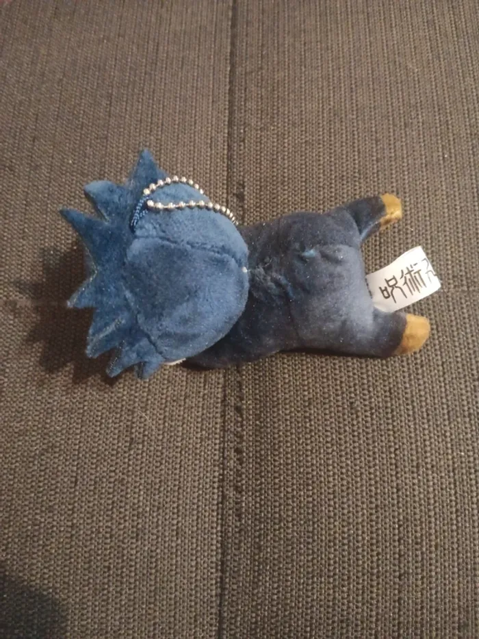 petite peluche pince megumi jujutsu kaisen - photo numéro 4