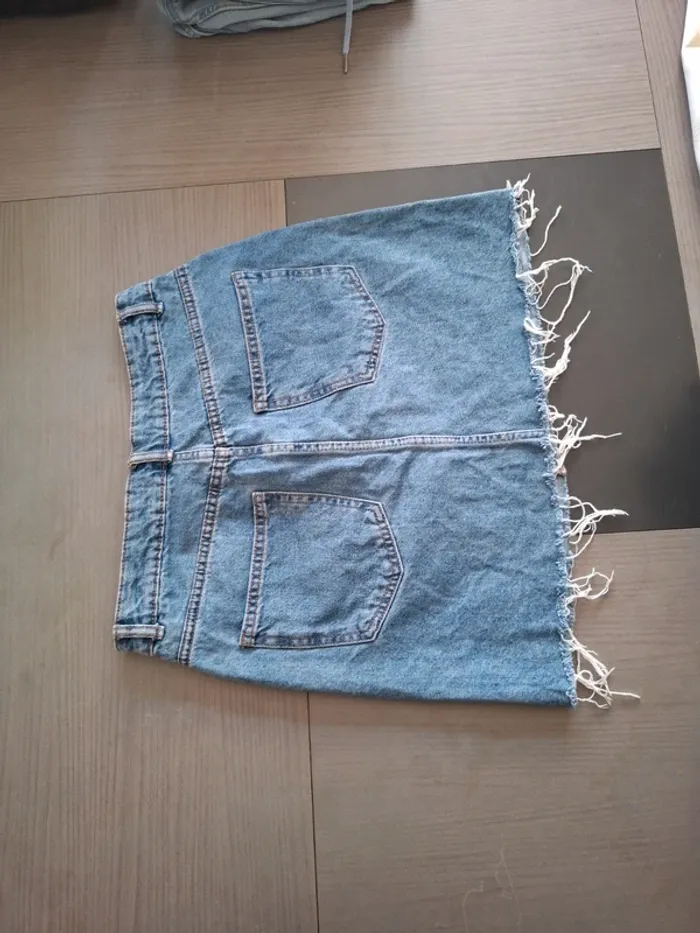 Jupe en jeans taille 40 - photo numéro 2