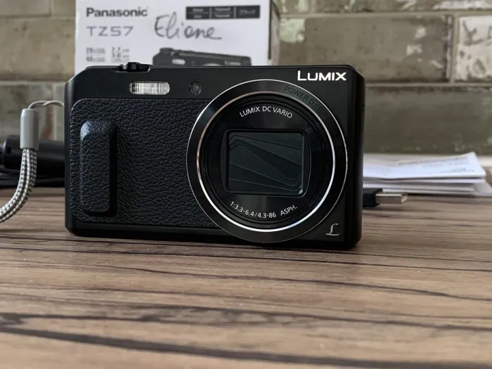 Appareil photo Panasonic - photo numéro 2