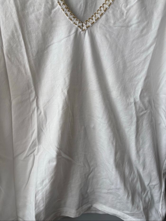 Tee-shirt blanc détails doré - photo numéro 6