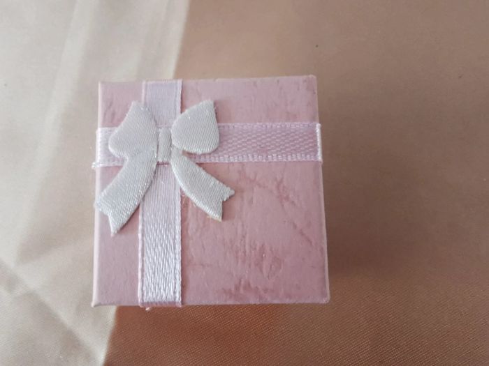 Boucles d'oreilles. Peches. Argentées. - photo numéro 4