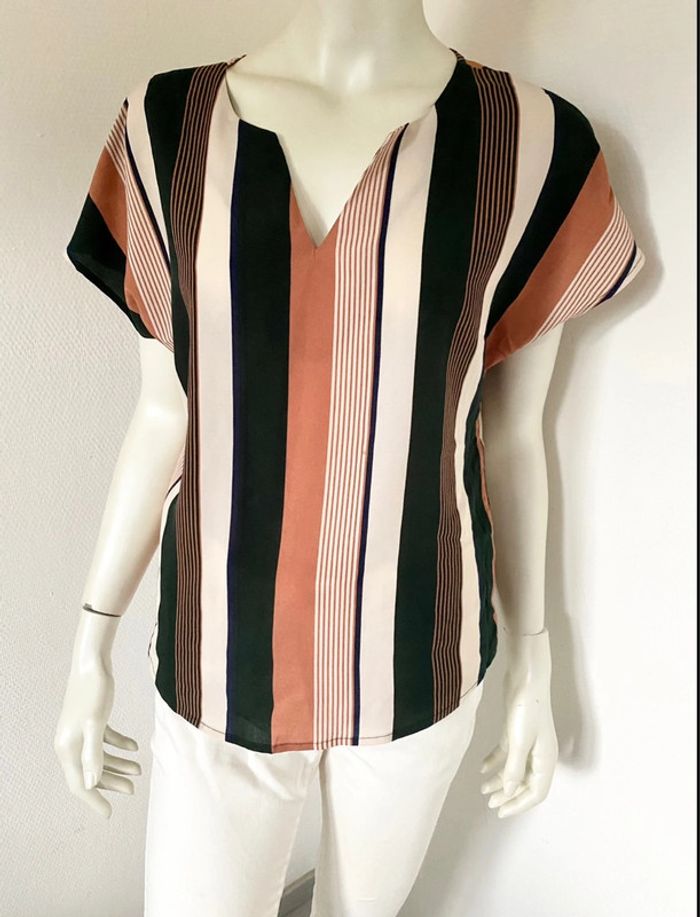 Blouse fluide manches chauve-souris – Rayures graphiques – Taille 38/M – Excellent état - photo numéro 3