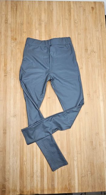 Pantalon stretch imitation cuir T:32