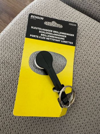 porte clé nettoyant lunette