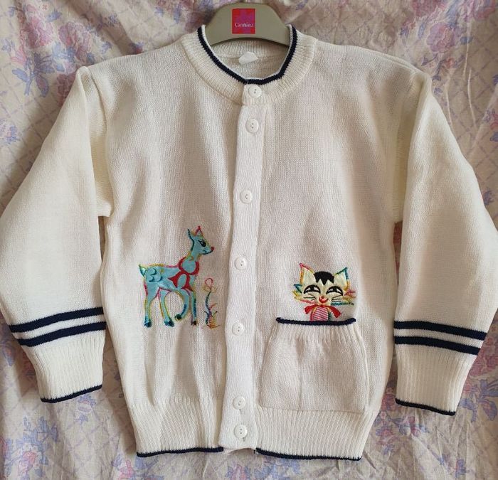 Gilet fille voir les dimensions