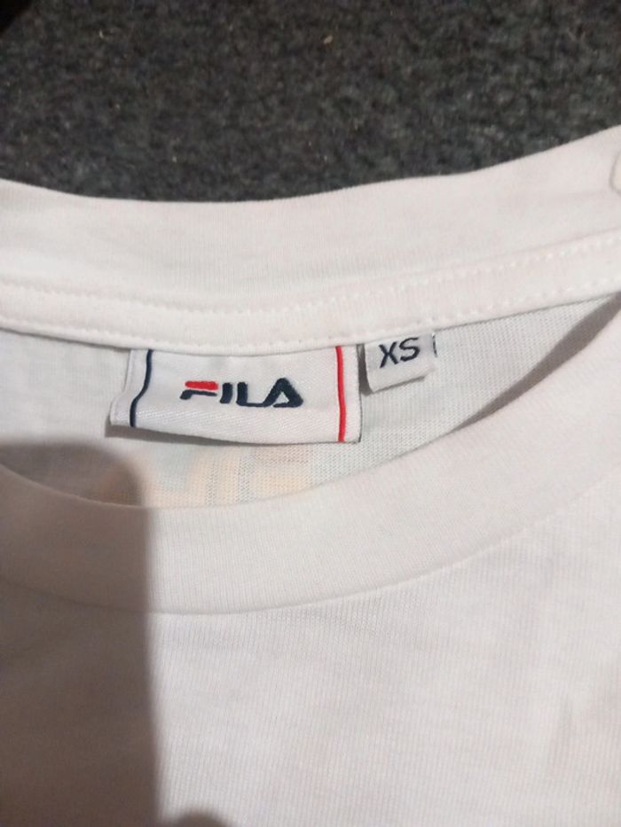 T-shirt taille xs fila - photo numéro 2