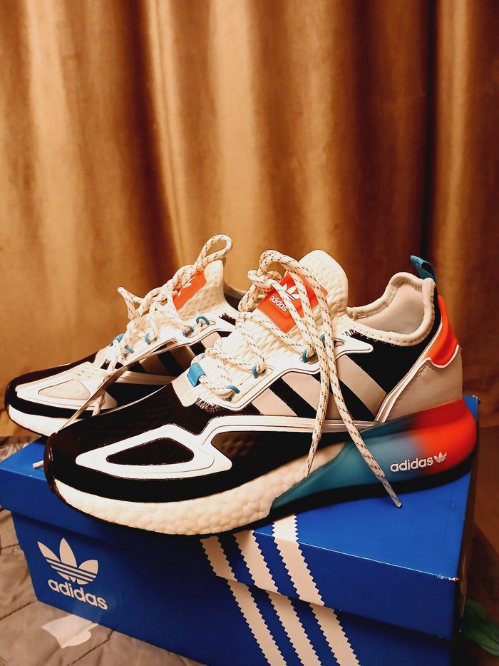 Chaussure  adidas  neuf