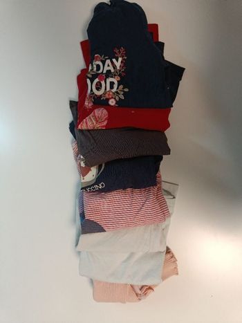 Lot 8 tee shirt manche longues 6 ans