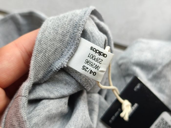 Emsemble Adidas Neuf et authentique avec étiquettes, taille XL - photo numéro 6