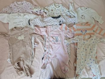 Lot vêtements 9 mois fille