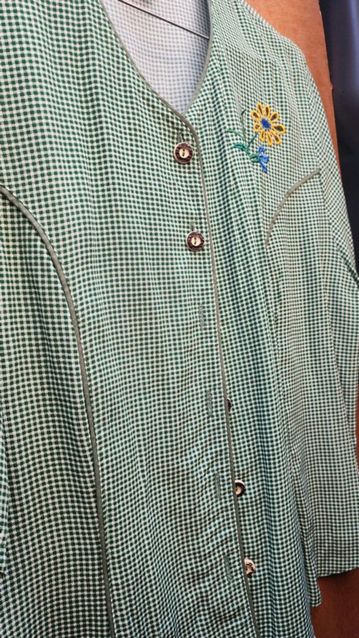 Superbe blouse vichy brodée autrichienne vintage