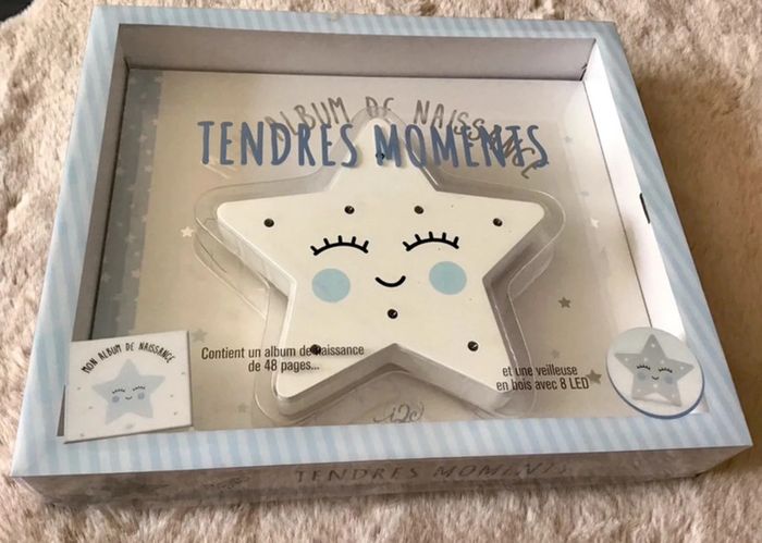 Magnifique coffret livre de naissance et veilleuse étoile en bois (0124) - photo numéro 4