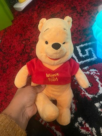 Peluche Winnie l’ourson 35cm