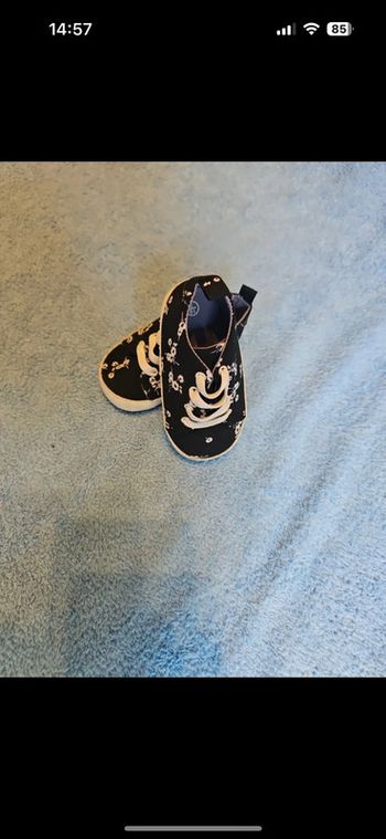Chaussure pointure 19