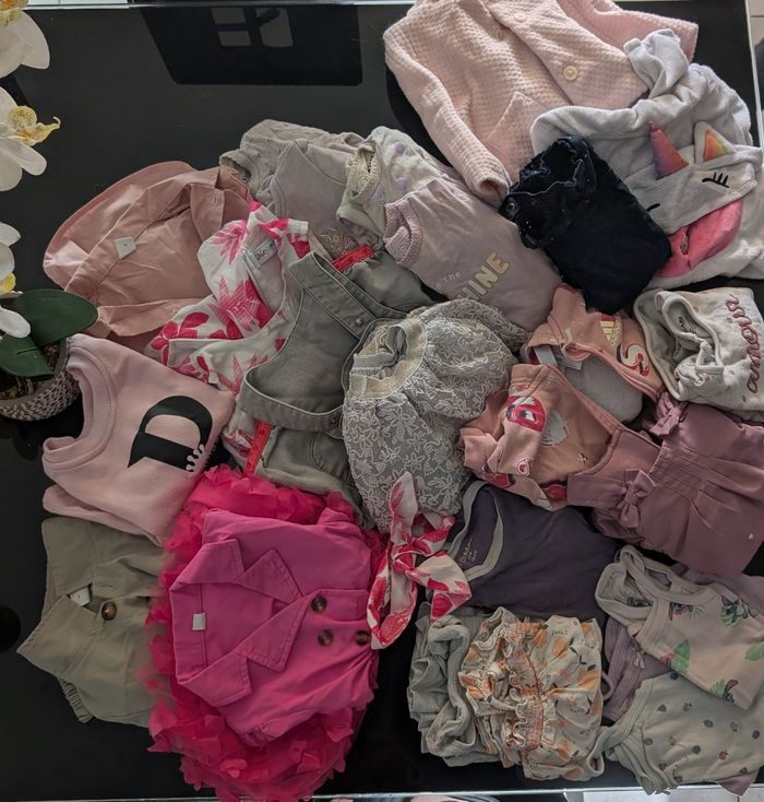 Lot vêtements 12 mois