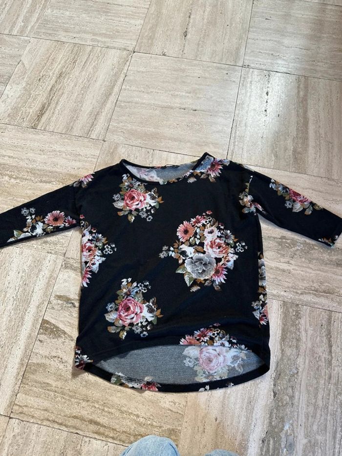 tee shirt femme à fleurs