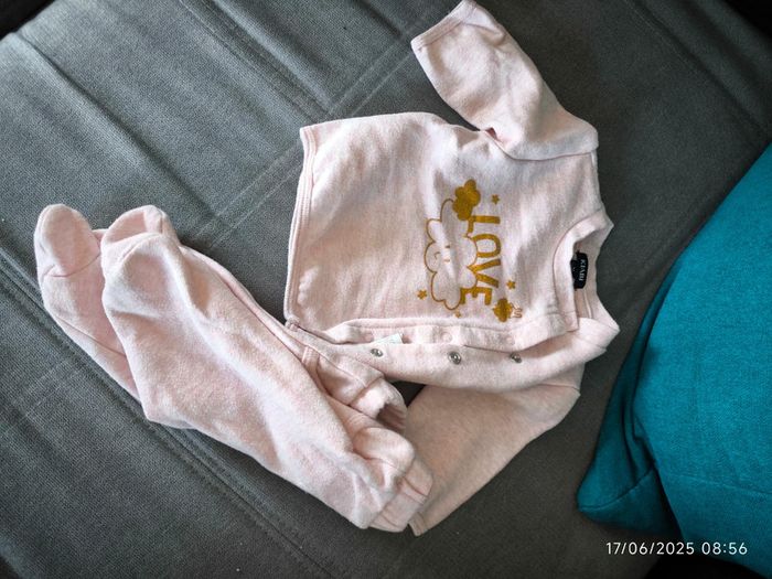 Ensemble fille 1 mois