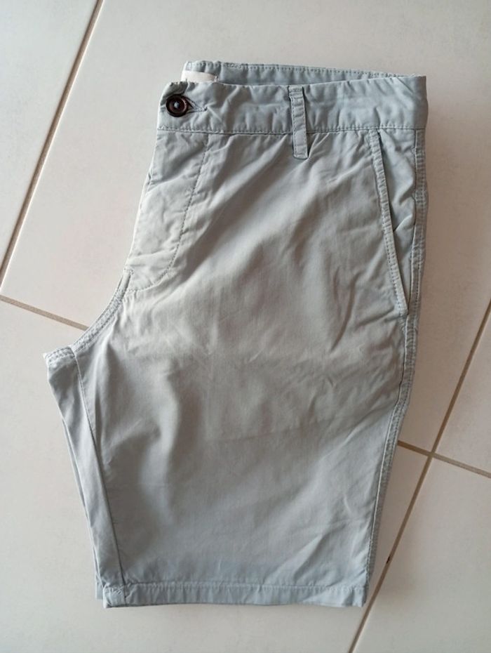Short chino bleu ciel