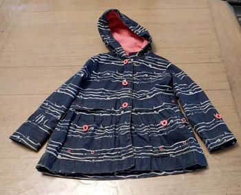Veste légère fille 4ans en bon état