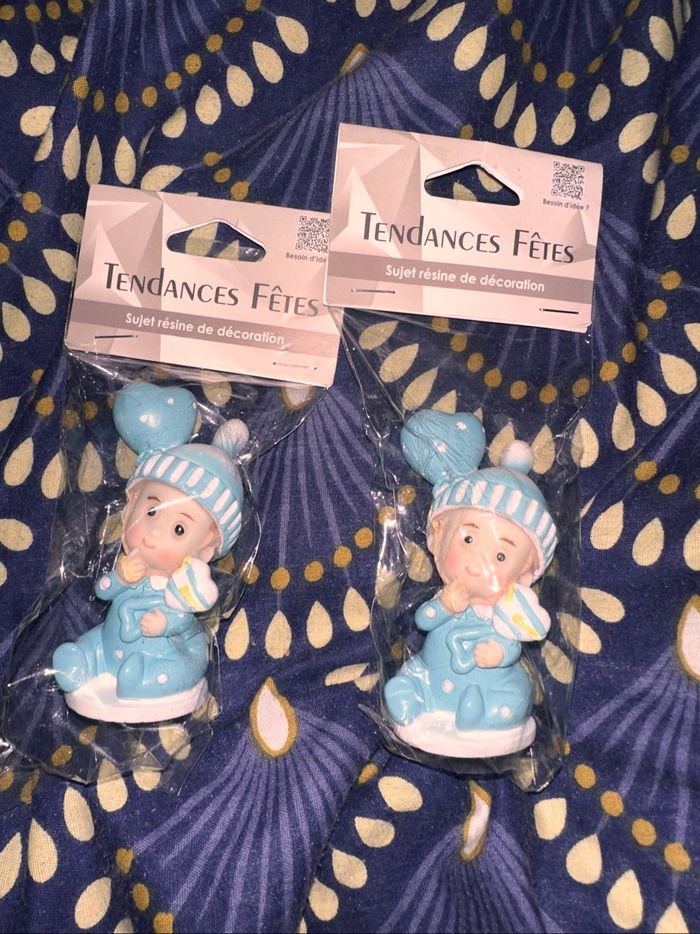 Lot 2 figurines