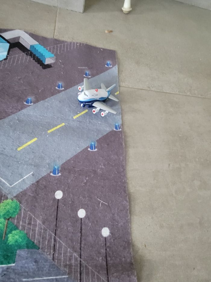 Circuit train et garage bois - photo numéro 10