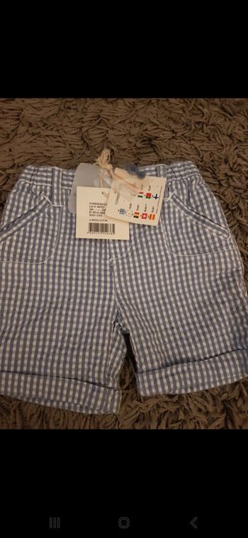 Bermuda dpam 6 mois neuf