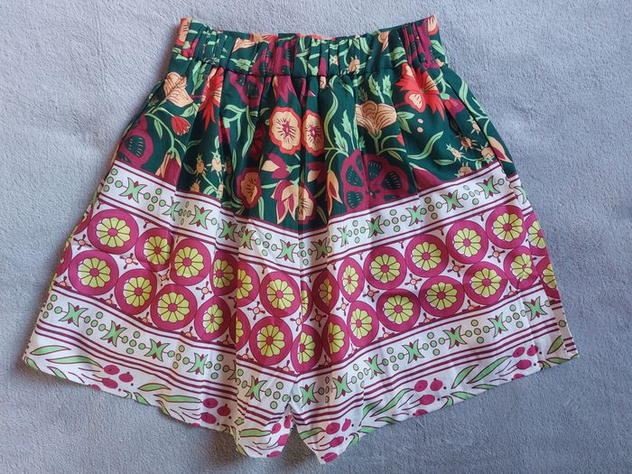 Short Mulla imprimé multicolore taille S 34-36 - photo numéro 6