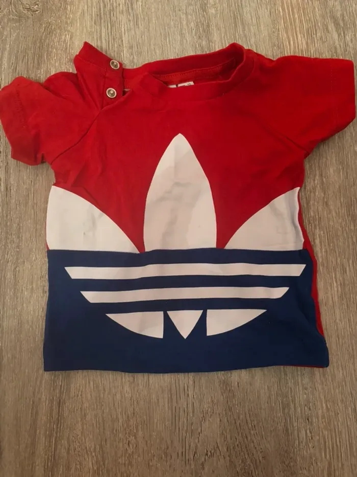 Tee shirt