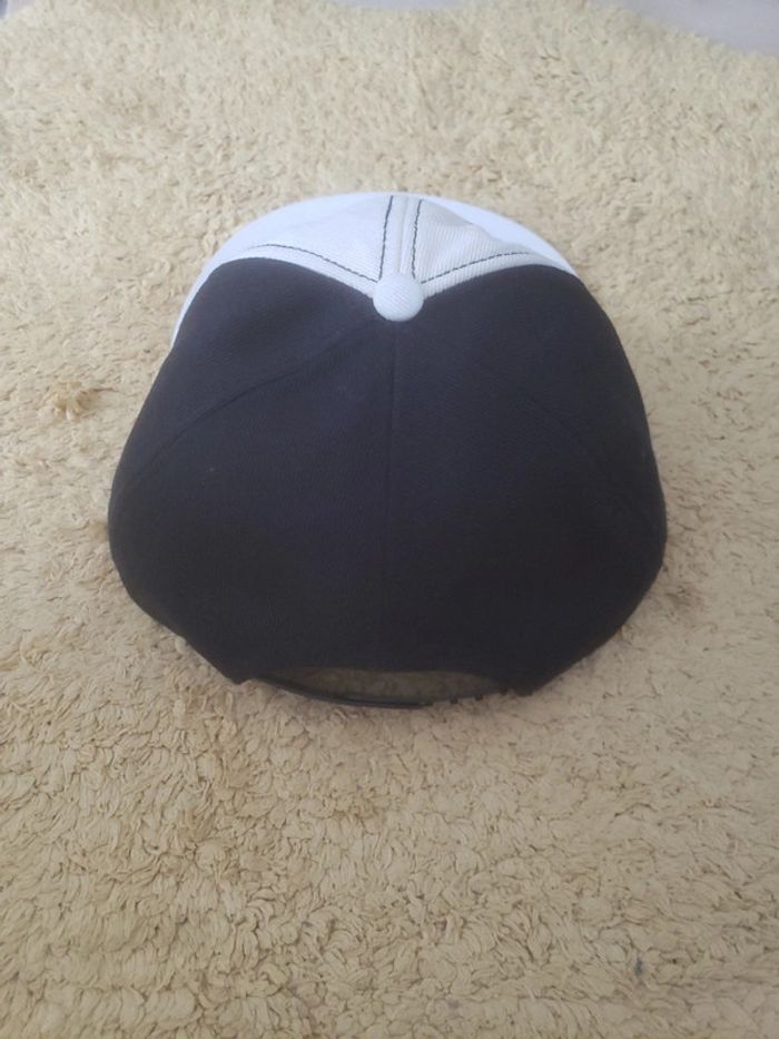 Casquette Karl Lagerfeld - photo numéro 2