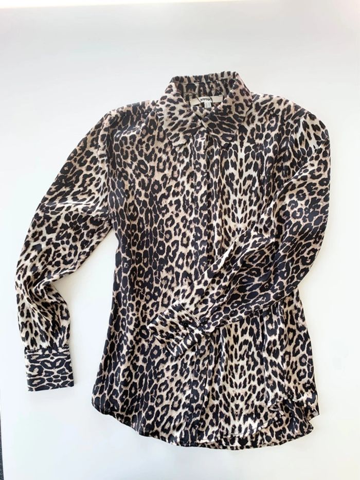Chemisier léopard 🐆  taille 32 - photo numéro 3