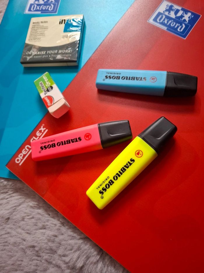 Lot fournitures scolaires / papeterie - photo numéro 3