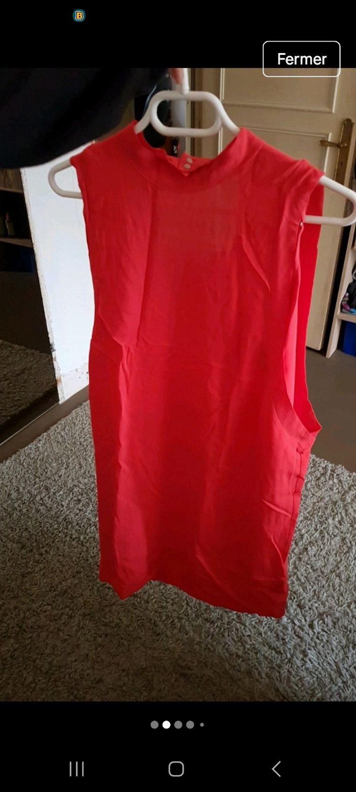 Robe cop copine