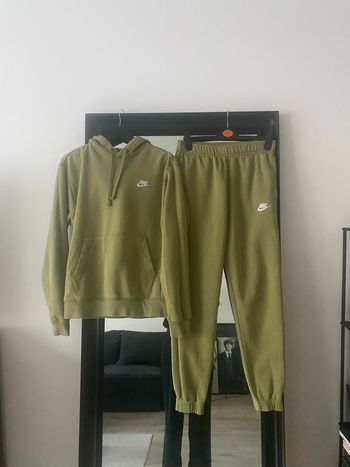 Ensemble Nike vert