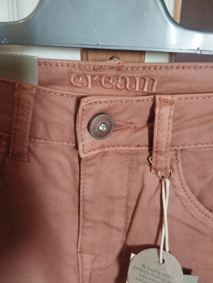 Jean femme neuf Marque Cream taille 26 (36/38) couleur Corail - photo numéro 4