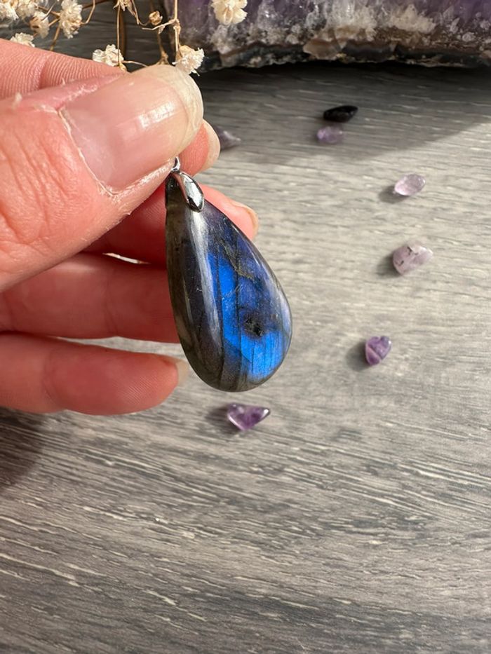Pendentif en labradorite véritable de Madagascar – Pierre naturelle - photo numéro 8