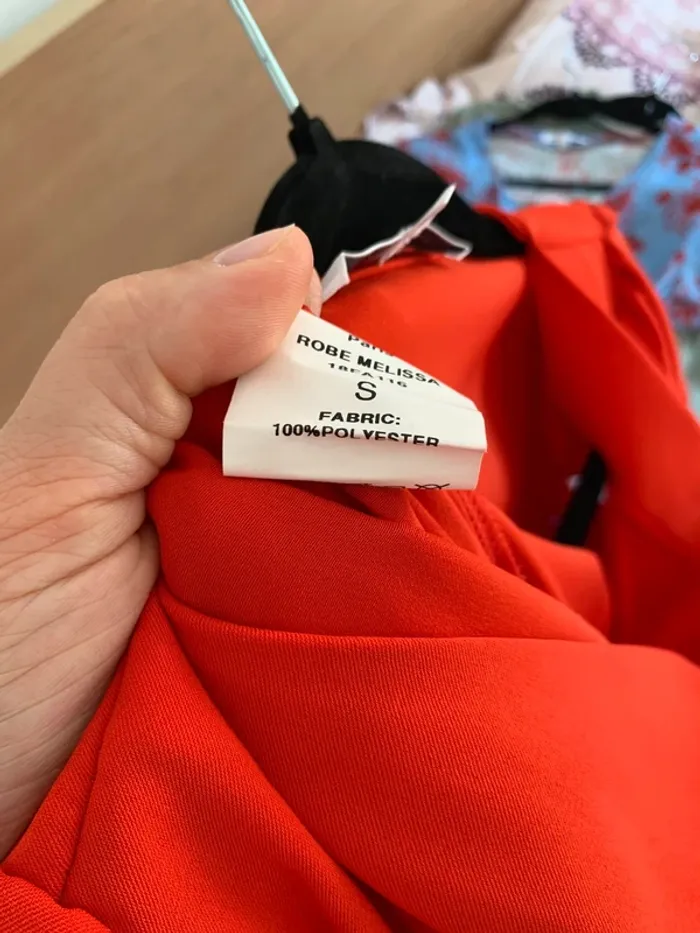 Robe asymétrique rouge orange Les Petites taille S - photo numéro 6