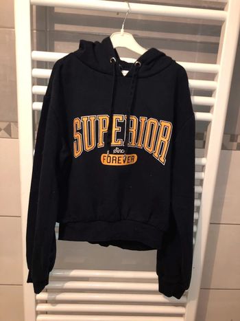 Sweat à capuche taille XS en tbe à 5 euros