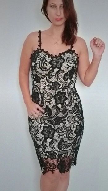 Robe de soirée crochet noir taille 3