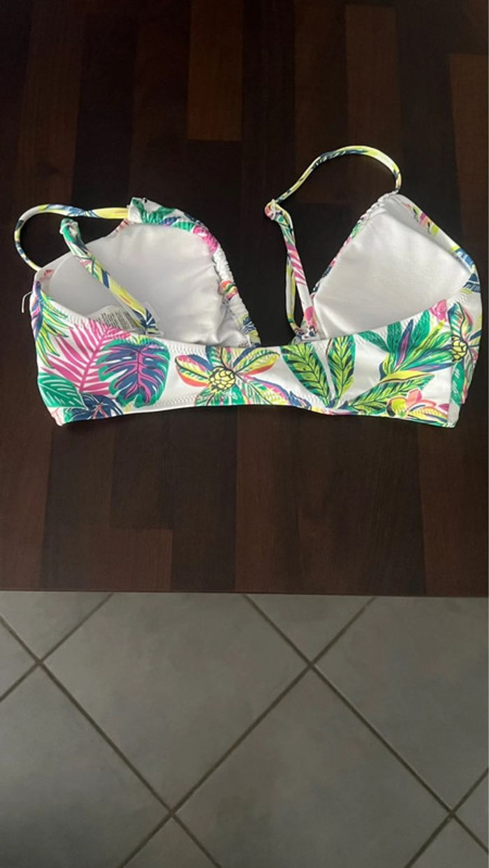 Joli maillot de bain 2 pièces taille 40 pour le bas 38 pour le haut neuf jamais porté gémo - photo numéro 7
