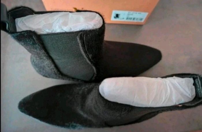 Chaussures Vanessa Wu t37 - photo numéro 3