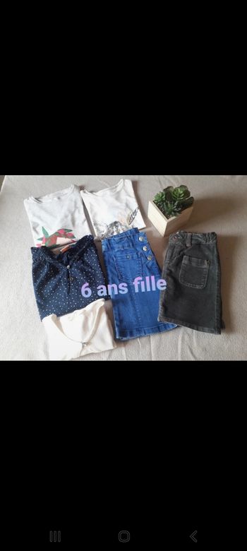 Lot vêtements fille 6 ans divers marques