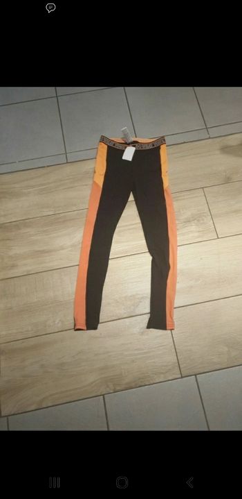 Leeging de sport fille neuf étiquette 8/10 ans