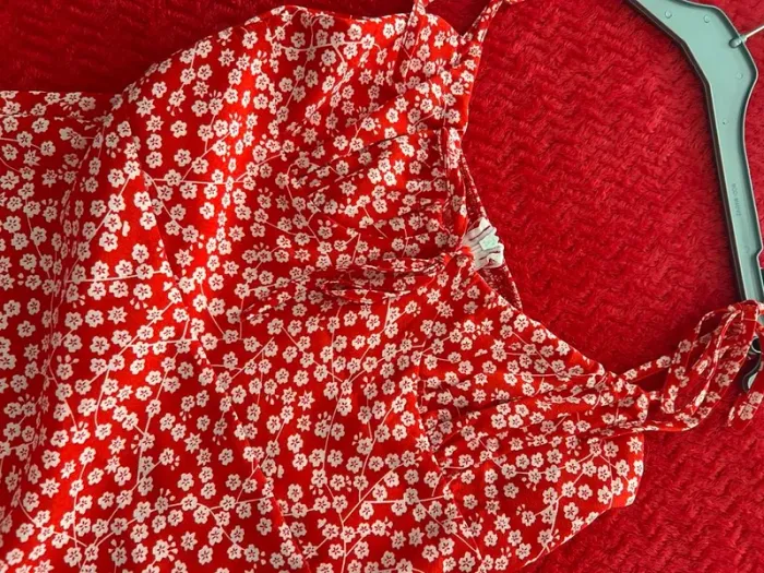 Robe courte rouge - photo numéro 3