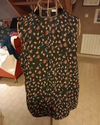 Blouse fleurie légère et fluide (T.L)