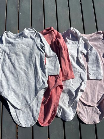 Lot de 4 bodies TAO 24M